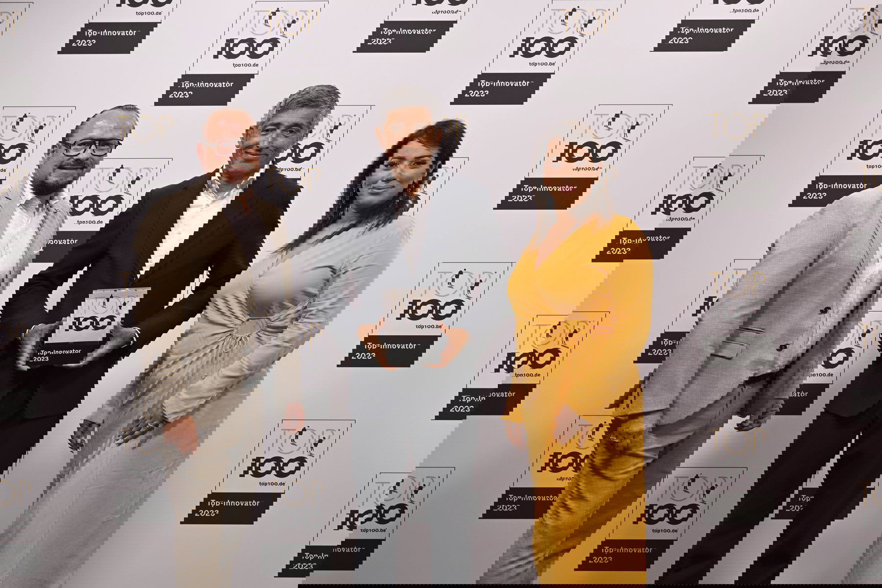 Erneute TOP 100-Auszeichung: Ranga Yogeshwar würdigt ALVI Erwachsener, Weiblich, Person, Frau, Modisch